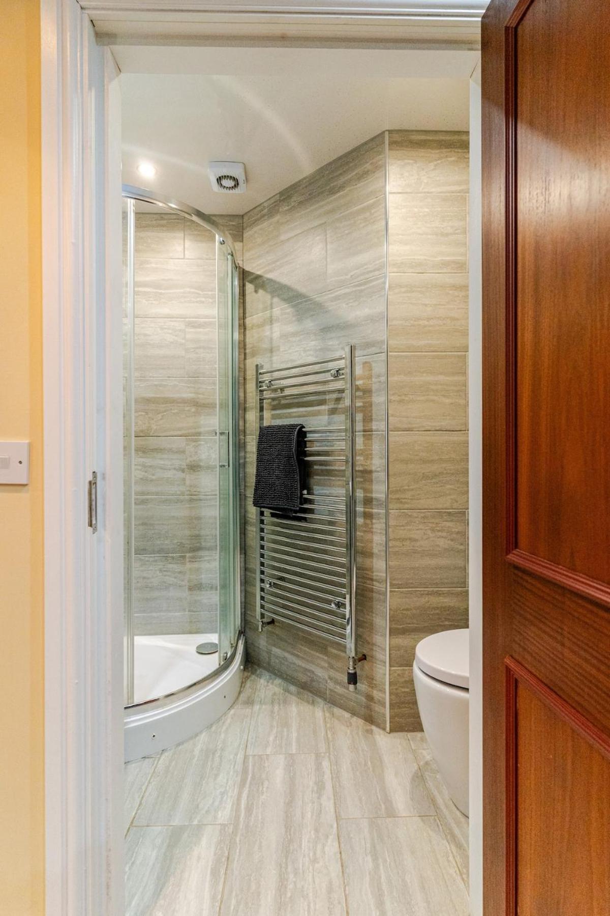 Cozy Flat In Walsall Town Centre Buitenkant foto